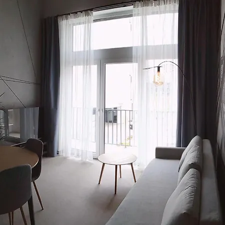 Wroclove Airport Loft Apartment *