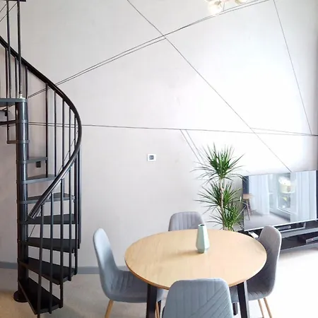 Apartment Wroclove Airport Loft