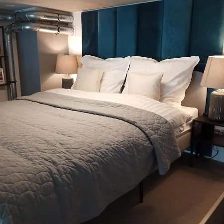 Wroclove Airport Loft Апартаменты