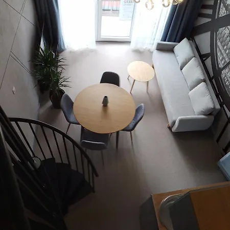 Wroclove Airport Loft Апартаменты Вроцлав