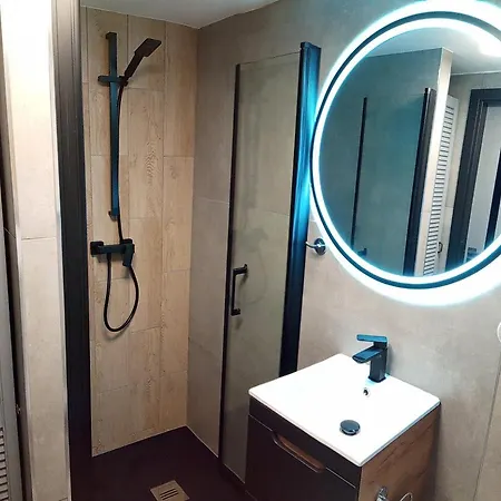 Апартаменты Wroclove Airport Loft